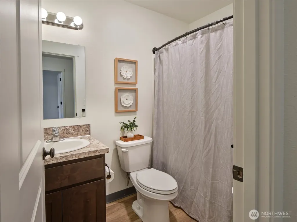 497 Hart Road Winlock WA 98596