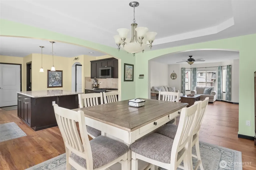 956 Cove View Circle Oak Harbor WA 98277