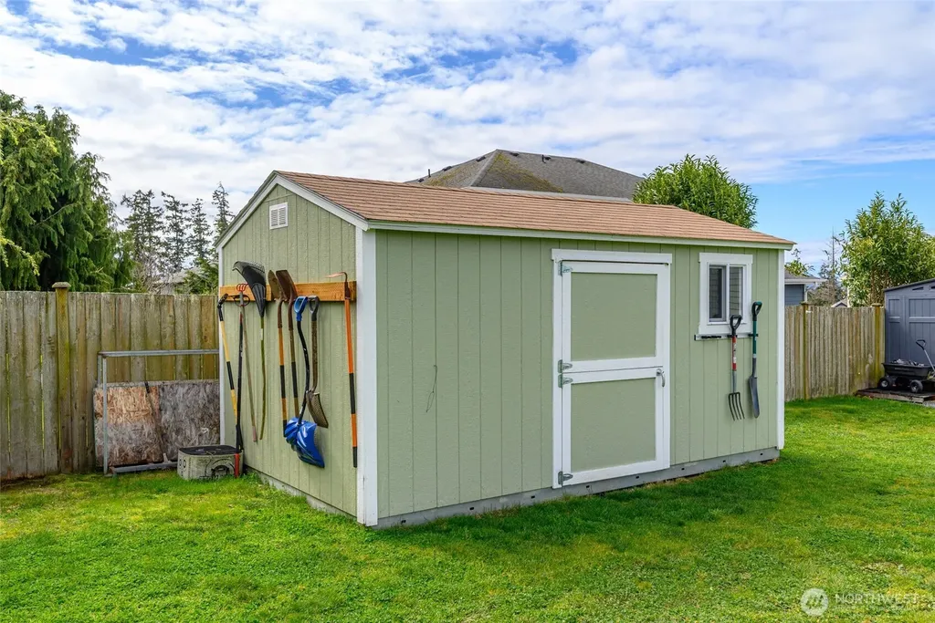 956 Cove View Circle Oak Harbor WA 98277