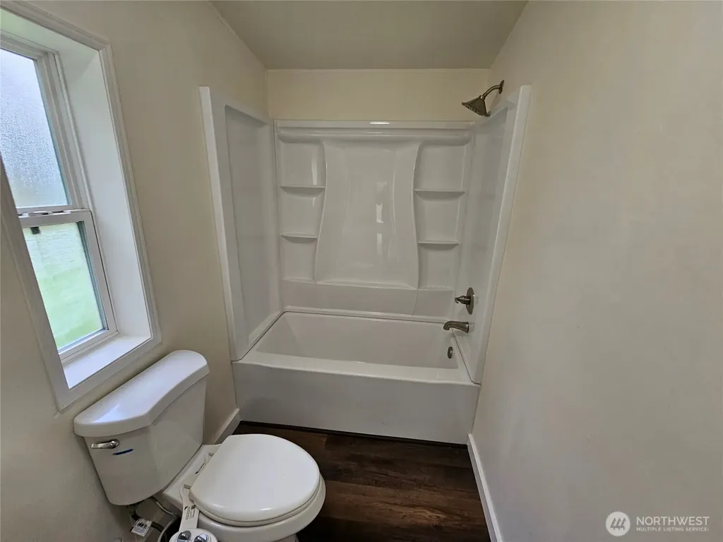 190 Tamaracks Drive Onalaska WA 98570