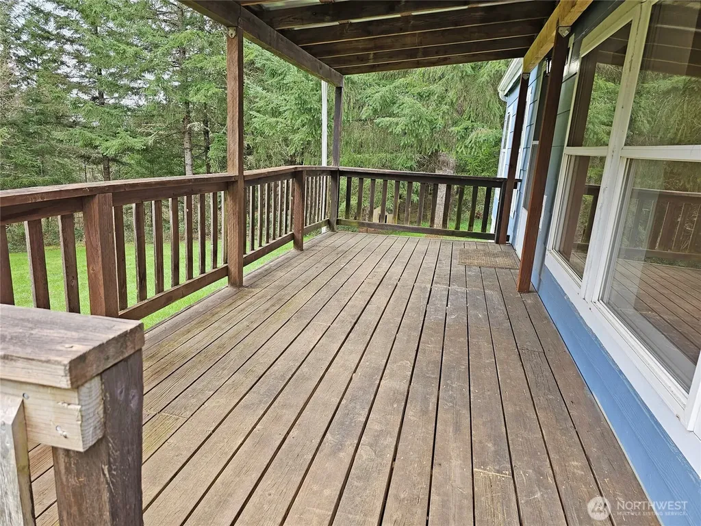 190 Tamaracks Drive Onalaska WA 98570