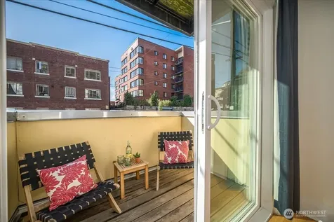 1310 Queen Anne Avenue N Seattle WA 98109