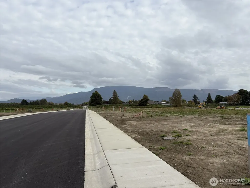212 W 4th Street S Everson WA 98247