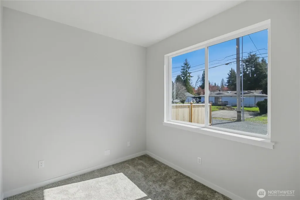 5128 N 39 Street Tacoma WA 98407