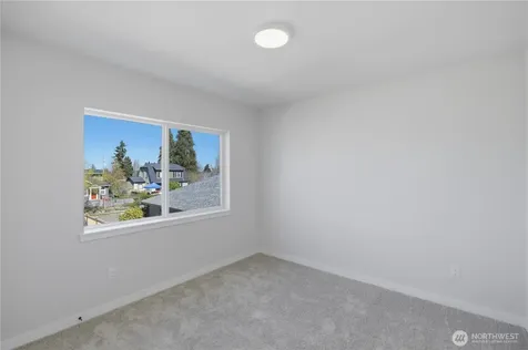5128 N 39 Street Tacoma WA 98407