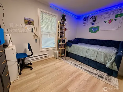16405 Maple Valley Highway Renton WA 98058