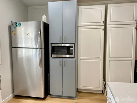 16405 Maple Valley Highway Renton WA 98058