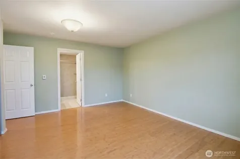 5021 Ripley Lane N Renton WA 98056