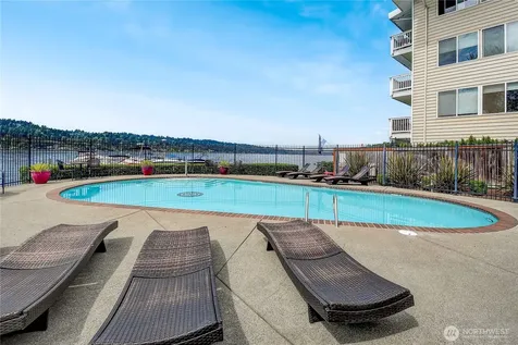 5021 Ripley Lane N Renton WA 98056