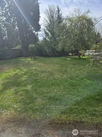 17417 Spruce Way Lynnwood WA 98037