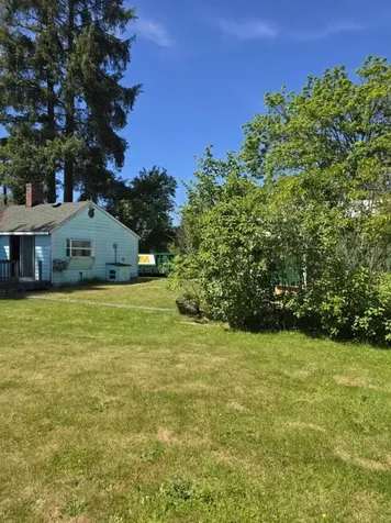 17417 Spruce Way Lynnwood WA 98037