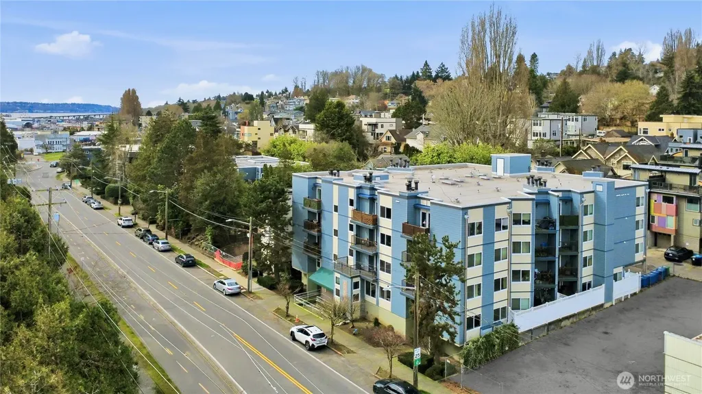3045 20th Avenue W Seattle WA 98199