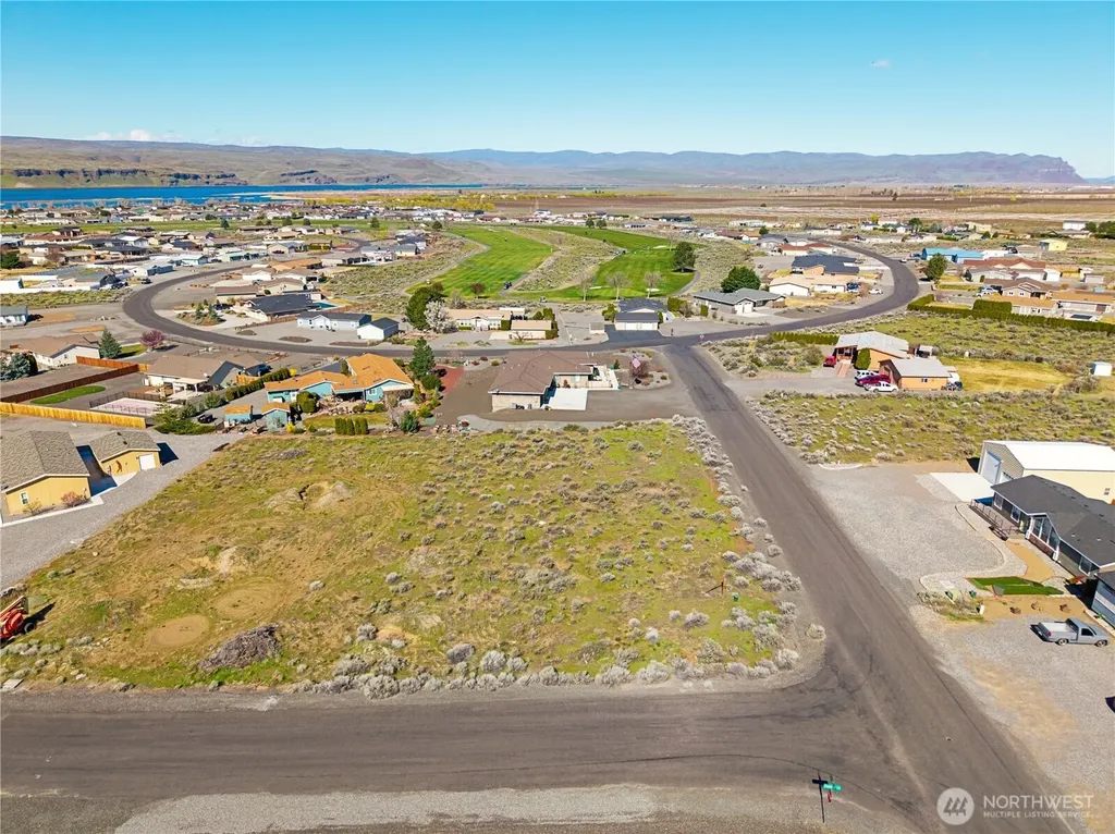 202 SW Clayton Place Mattawa WA 99349