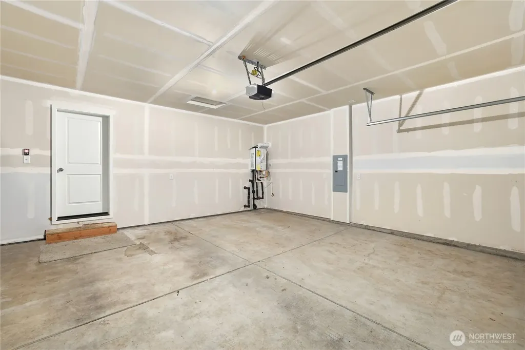 9118 Lady Slipper Street SE Tumwater WA 98501