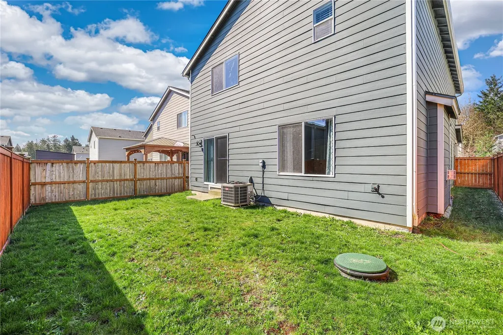 9118 Lady Slipper Street SE Tumwater WA 98501