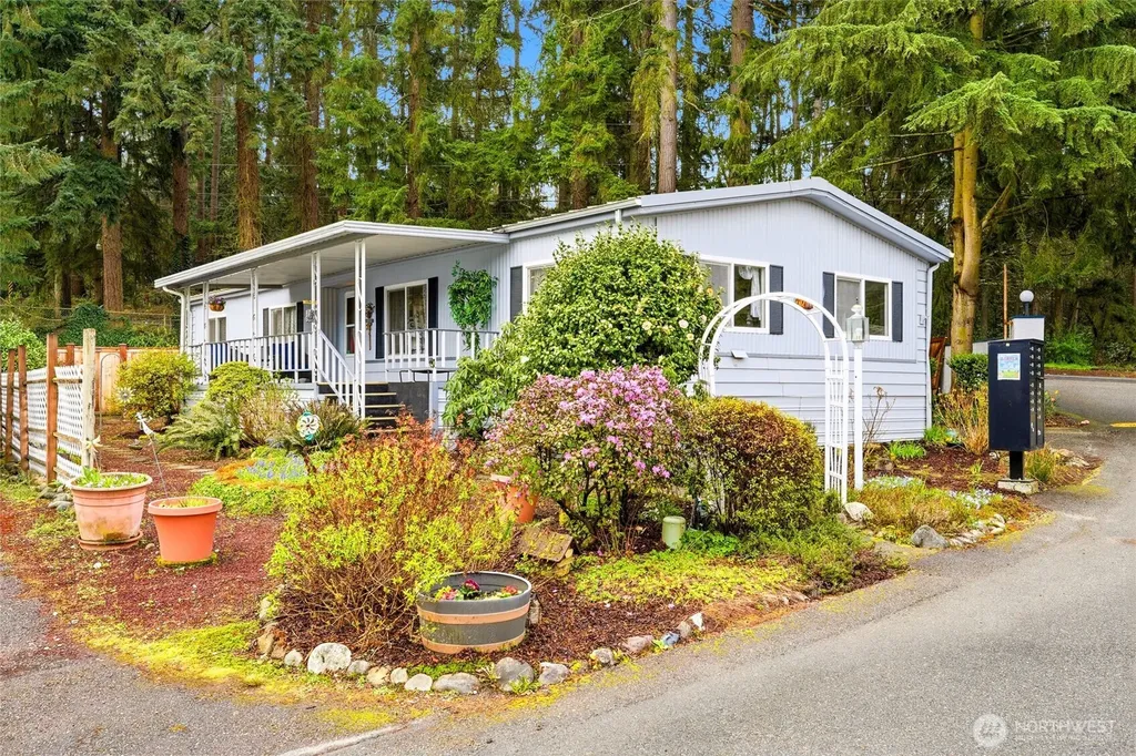 12727 112th Avenue E Puyallup WA 98374