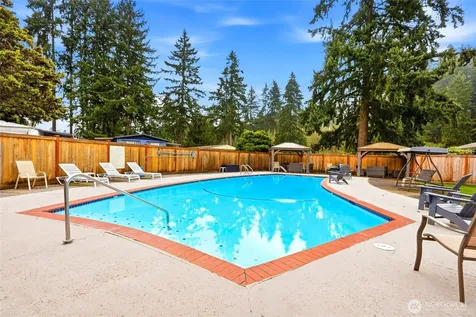 12727 112th Avenue E Puyallup WA 98374