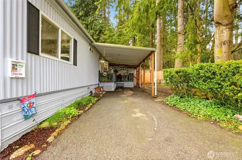 12727 112th Avenue E Puyallup WA 98374