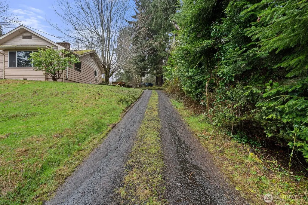 1905 Gerber Street Raymond WA 98577