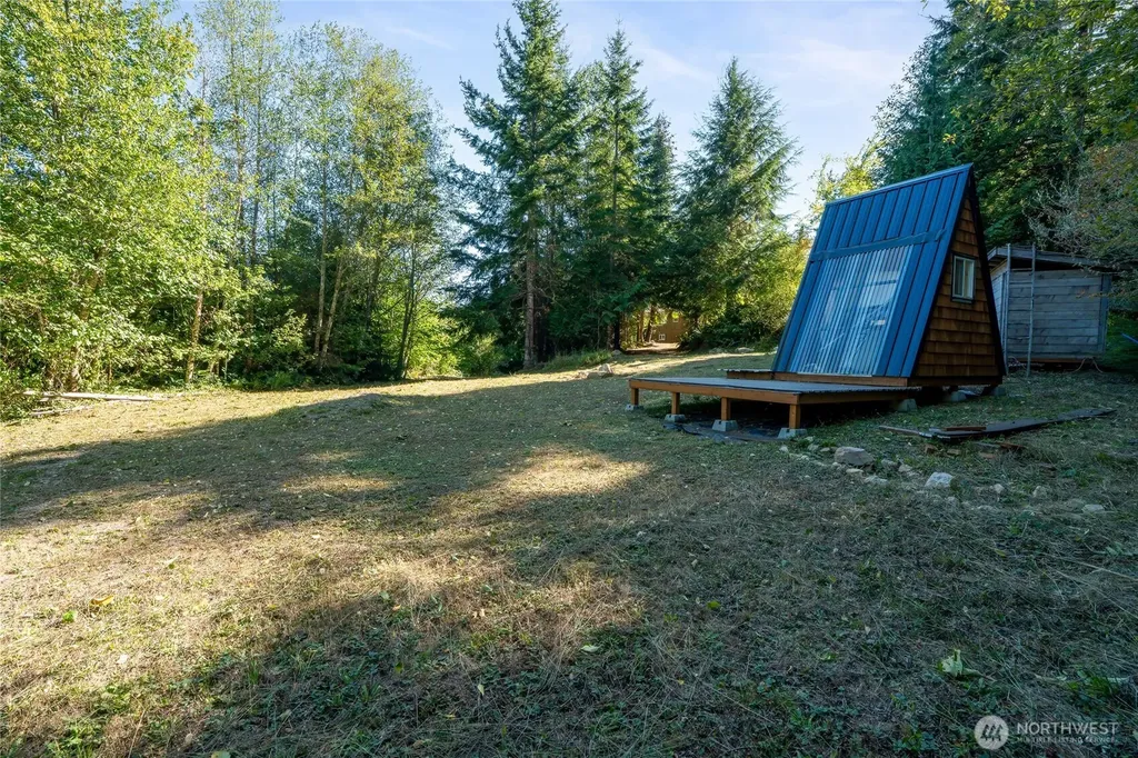 31729 558th St E Ashford WA 98304