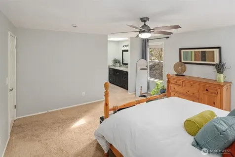 4079 240th Place SE Sammamish WA 98029