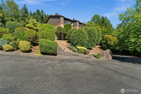 11058 NE 33rd Place Bellevue WA 98004