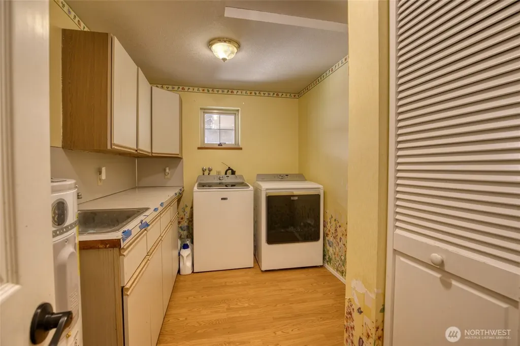 138 Olympic View Avenue NE Ocean Shores WA 98569