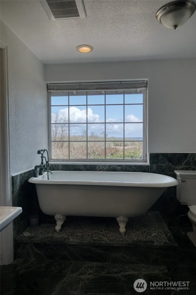 138 Olympic View Avenue NE Ocean Shores WA 98569