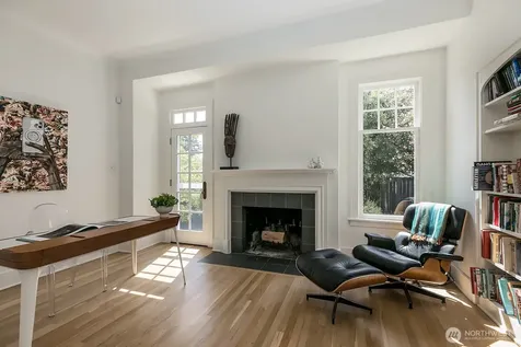 624 35th Avenue Seattle WA 98122