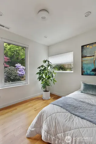 3203 James Street Seattle WA 98122