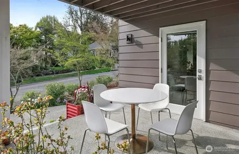 3203 James Street Seattle WA 98122