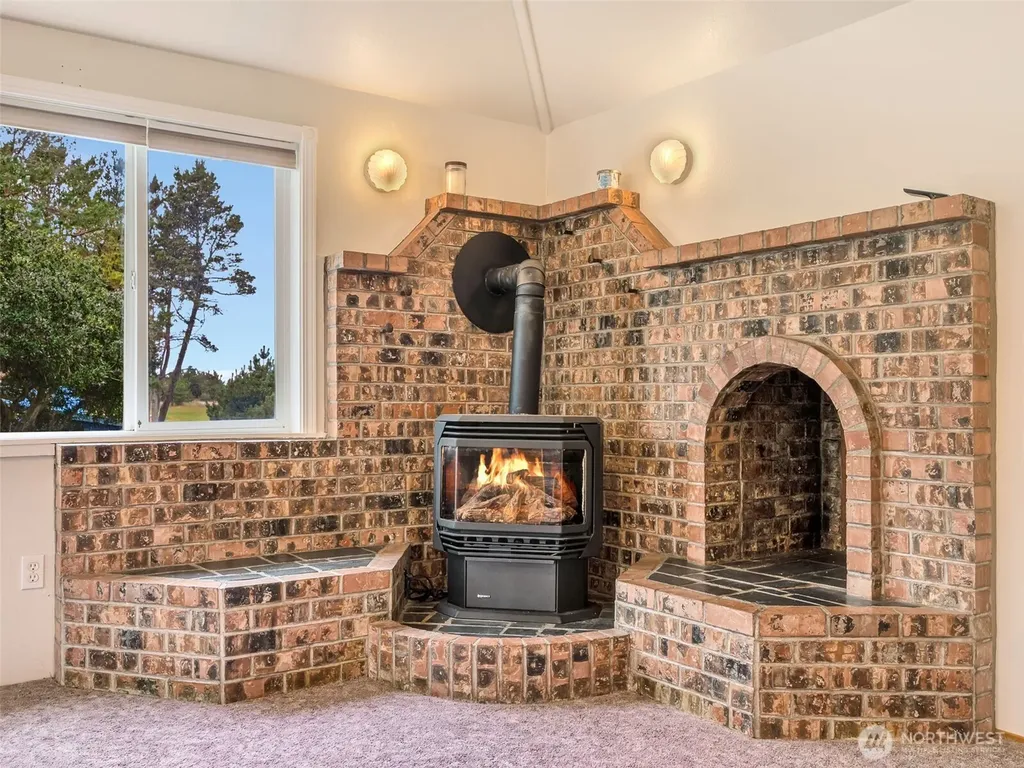 1207 229th Place Ocean Park WA 98640
