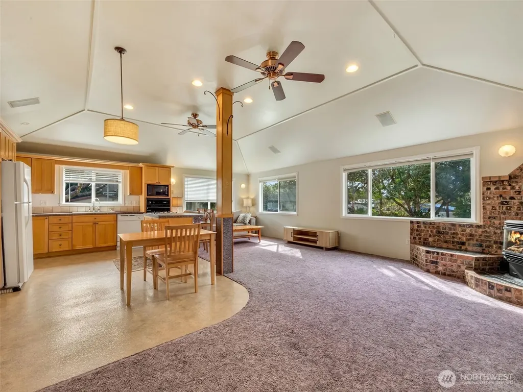 1207 229th Place Ocean Park WA 98640