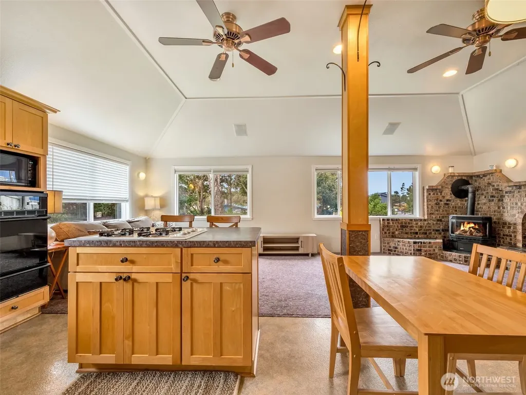 1207 229th Place Ocean Park WA 98640
