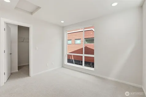 1816 24th Avenue S Seattle WA 98144