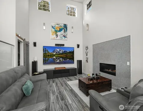 3828 W Lake Sammamish Parkway SE Bellevue WA 98008