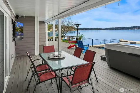 3828 W Lake Sammamish Parkway SE Bellevue WA 98008