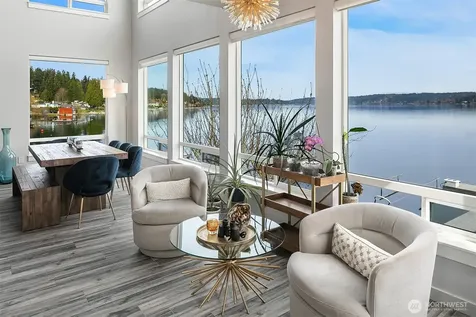 3828 W Lake Sammamish Parkway SE Bellevue WA 98008
