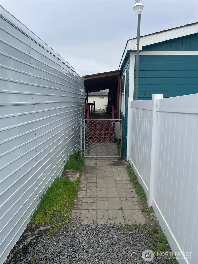 3057 Road H NE Moses Lake WA 98837