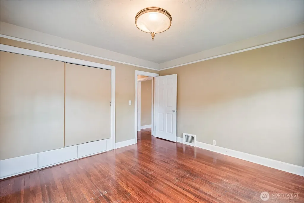 412 Kirby Avenue SE Castle Rock WA 98611