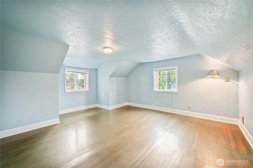 412 Kirby Avenue SE Castle Rock WA 98611