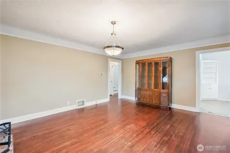 412 Kirby Avenue SE Castle Rock WA 98611