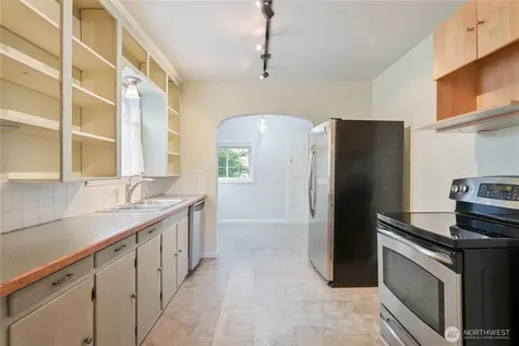 412 Kirby Avenue SE Castle Rock WA 98611
