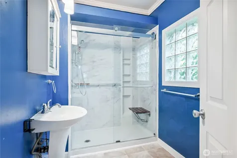 412 Kirby Avenue SE Castle Rock WA 98611