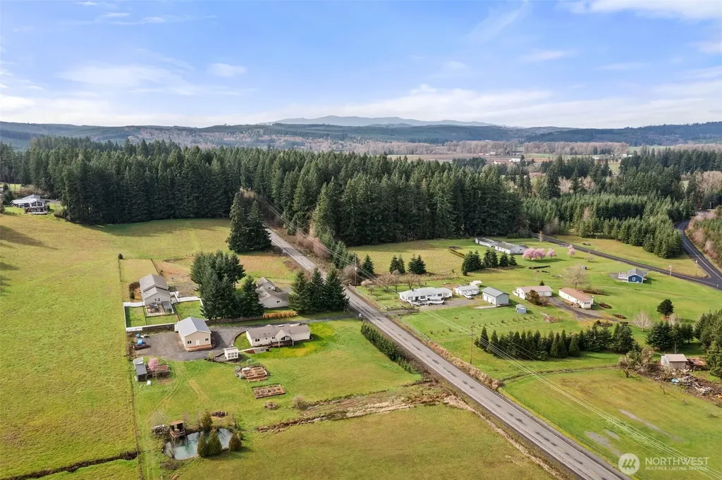 1943 State Route 6 Chehalis WA 98532