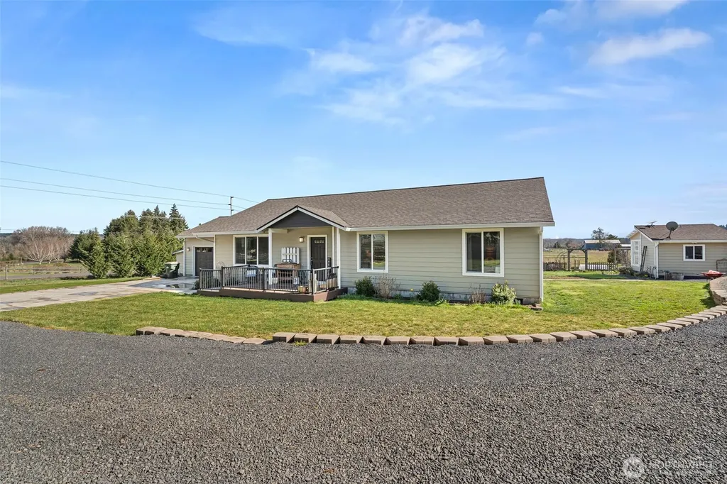 1943 State Route 6 Chehalis WA 98532