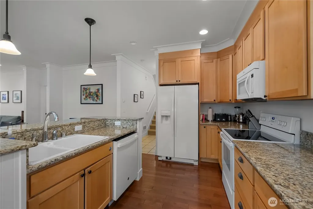 267 Compass Street Pacific Beach WA 98571