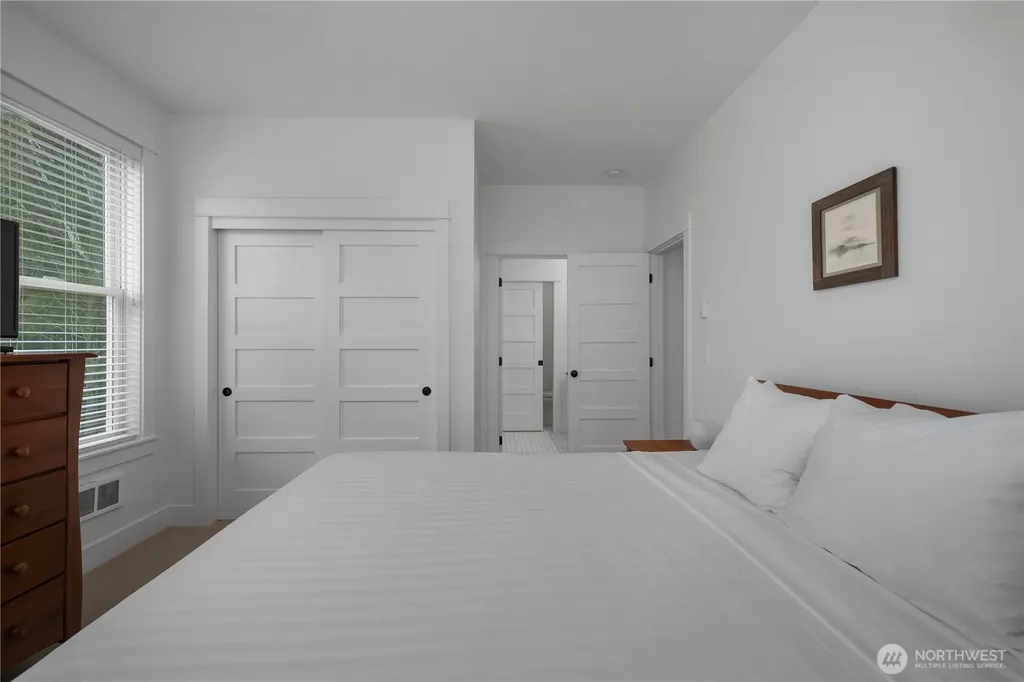 267 Compass Street Pacific Beach WA 98571