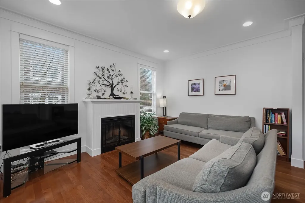 267 Compass Street Pacific Beach WA 98571