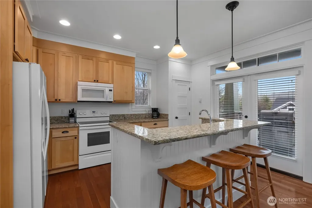 267 Compass Street Pacific Beach WA 98571